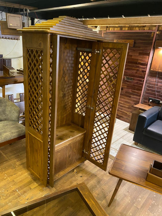 Bespoke Teakwood Tall Temple: A Divine Masterpiece for Your Sacred Space