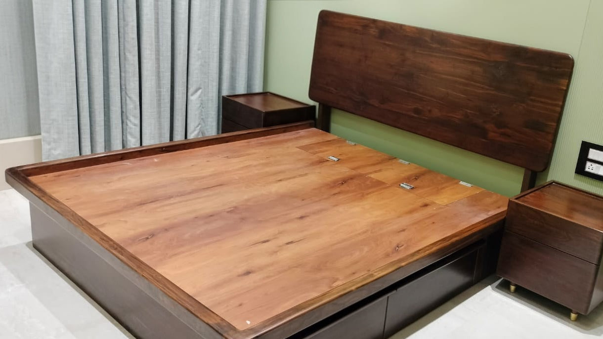 Bespoke cantilevered bed -Paryankah
