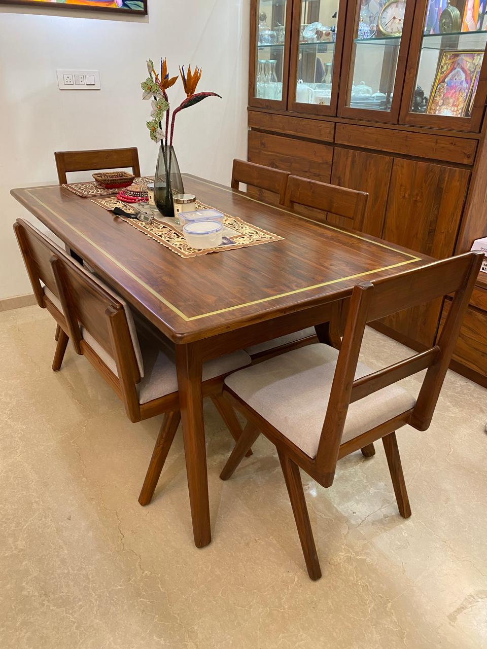 Bespoke The Arty compact Teakwood Dining set
