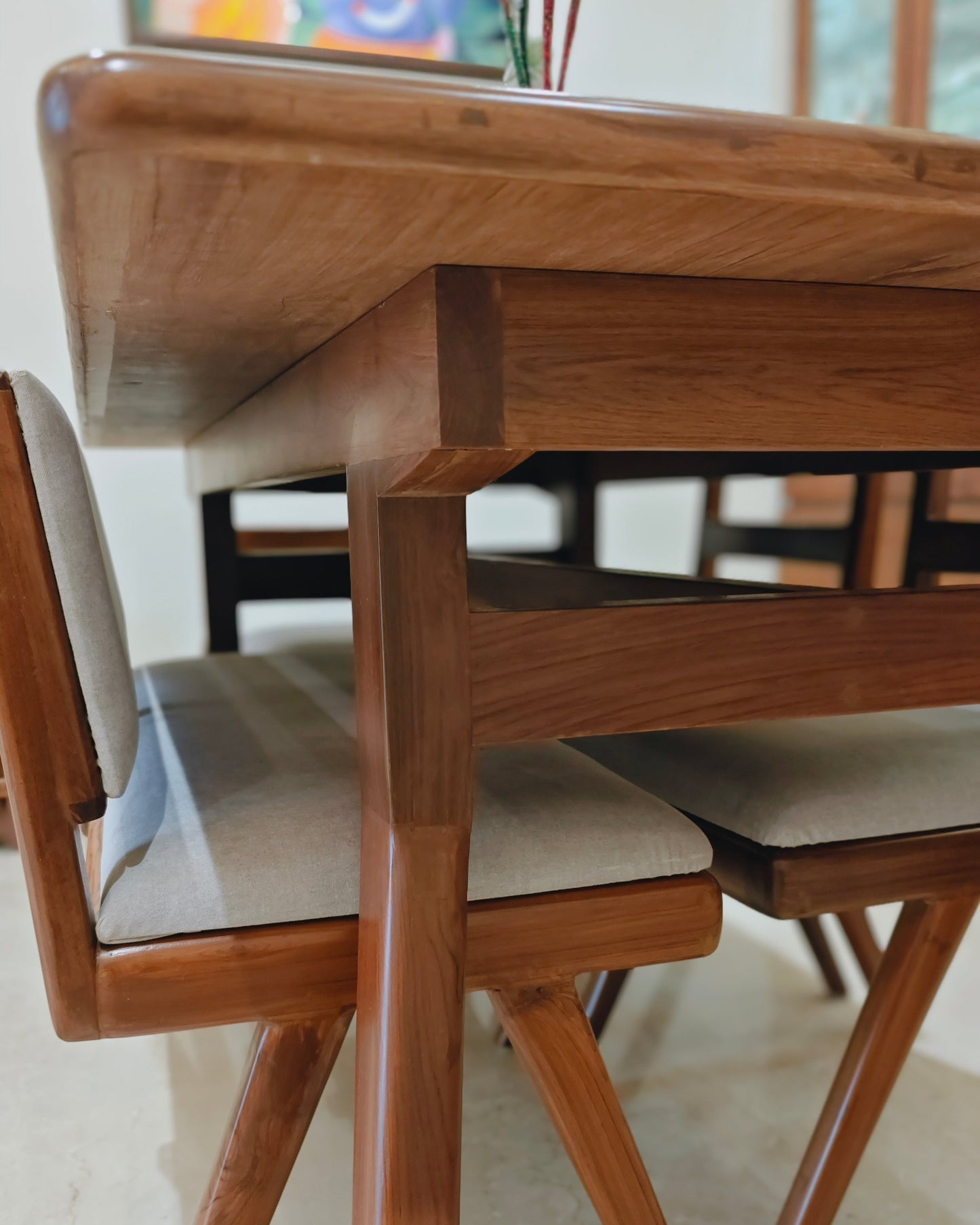 Bespoke The Arty compact Teakwood Dining set