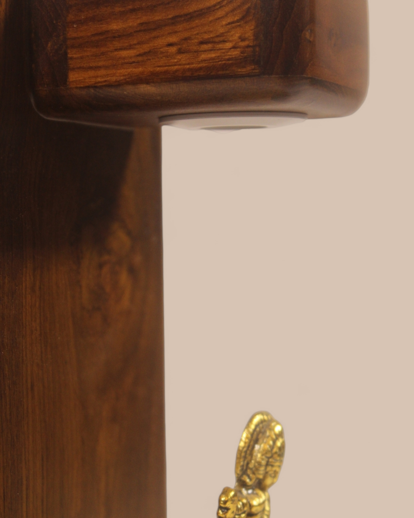 Taktinika - Krishna Kamdhenu (Teakwood)