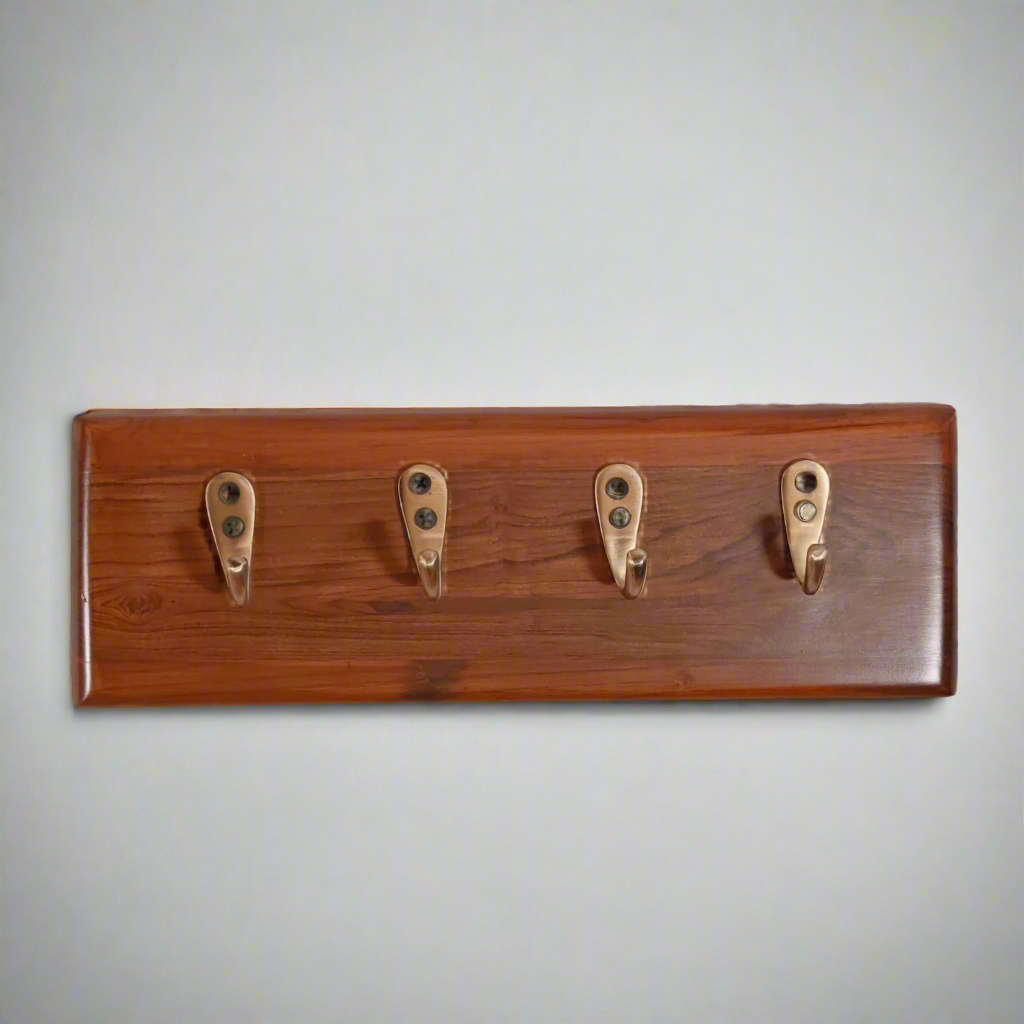 Dha - The Key Holder (Teakwood)