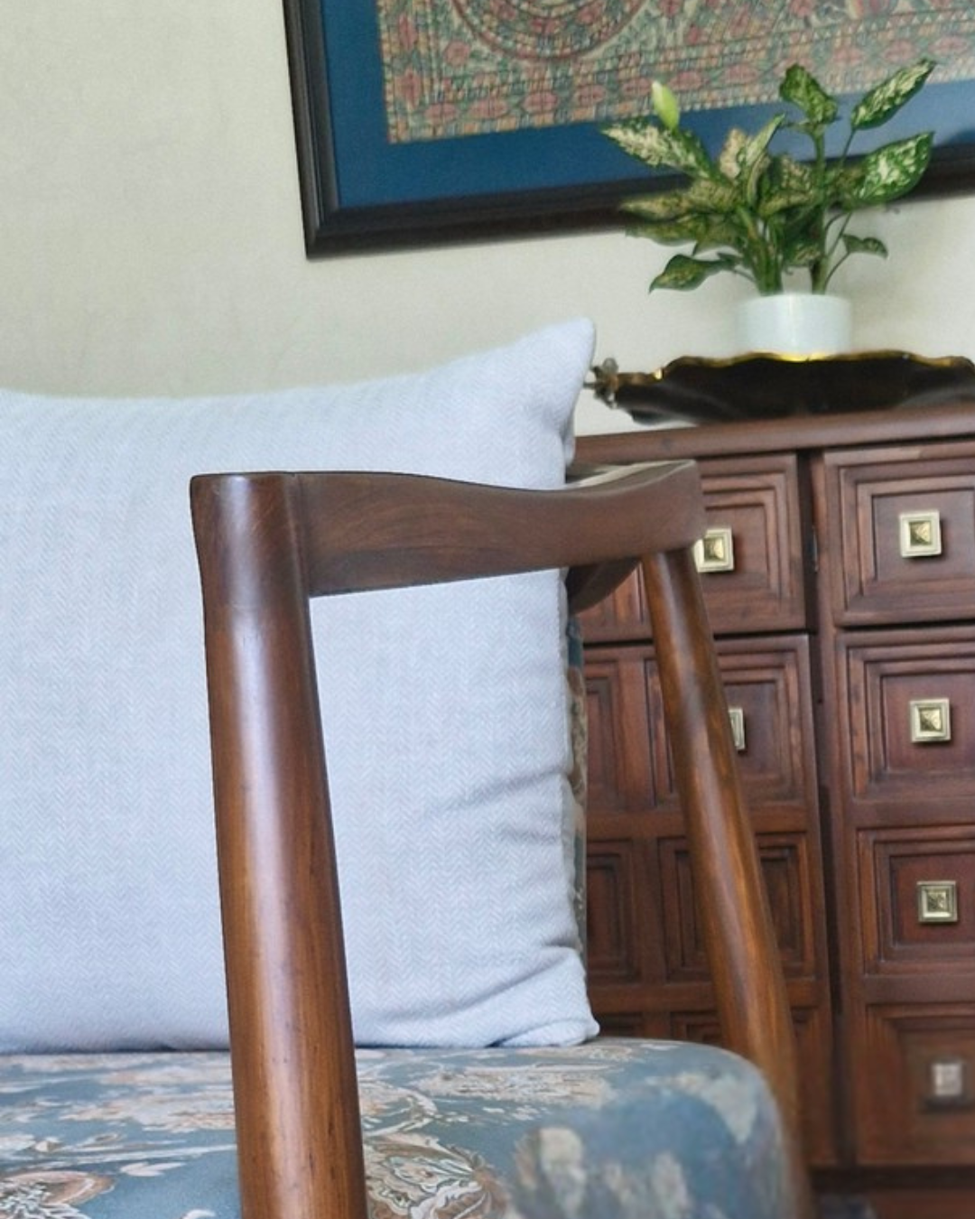 Suksma - Teakwood Lounge Chair
