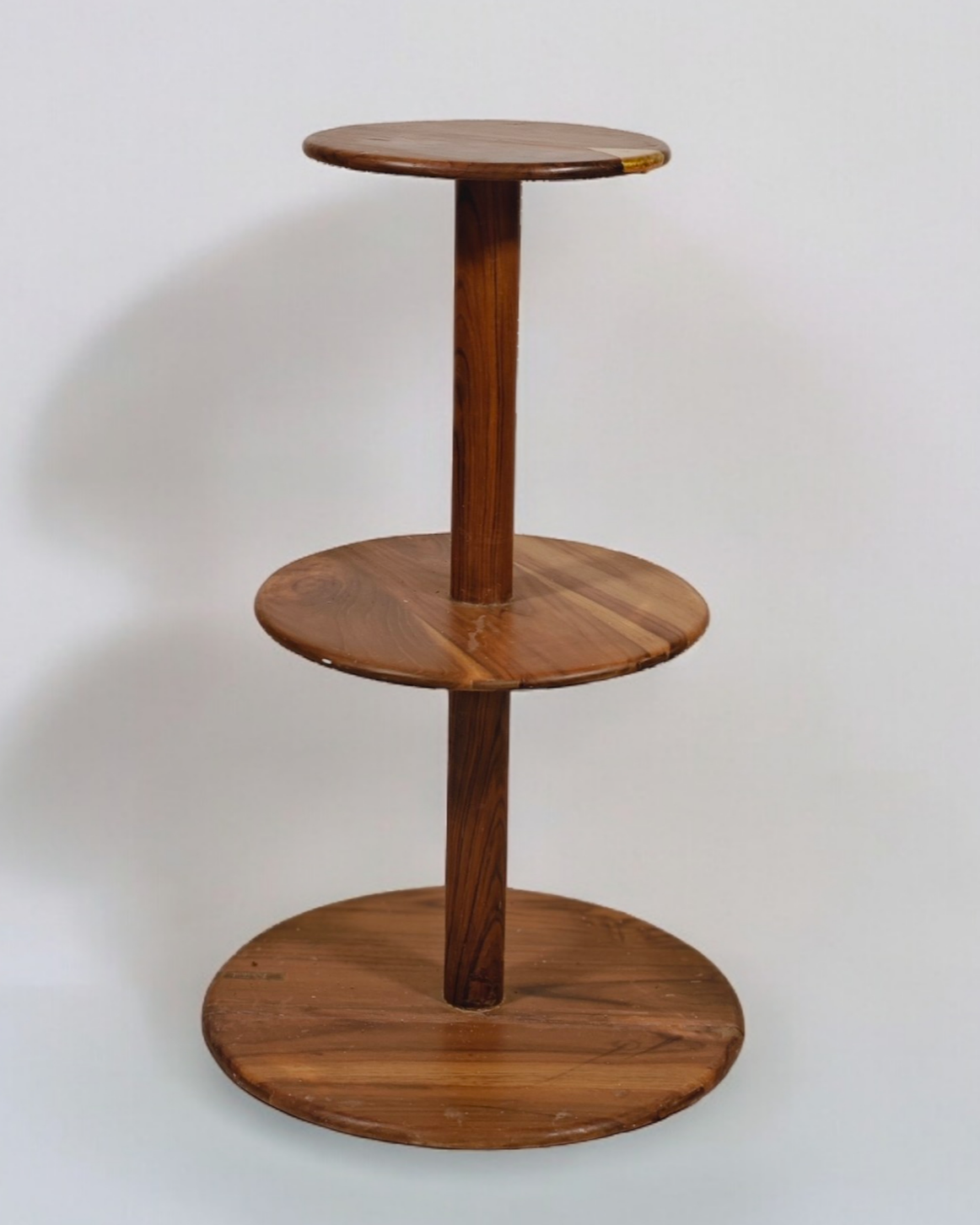 Yupa Teakwood Table