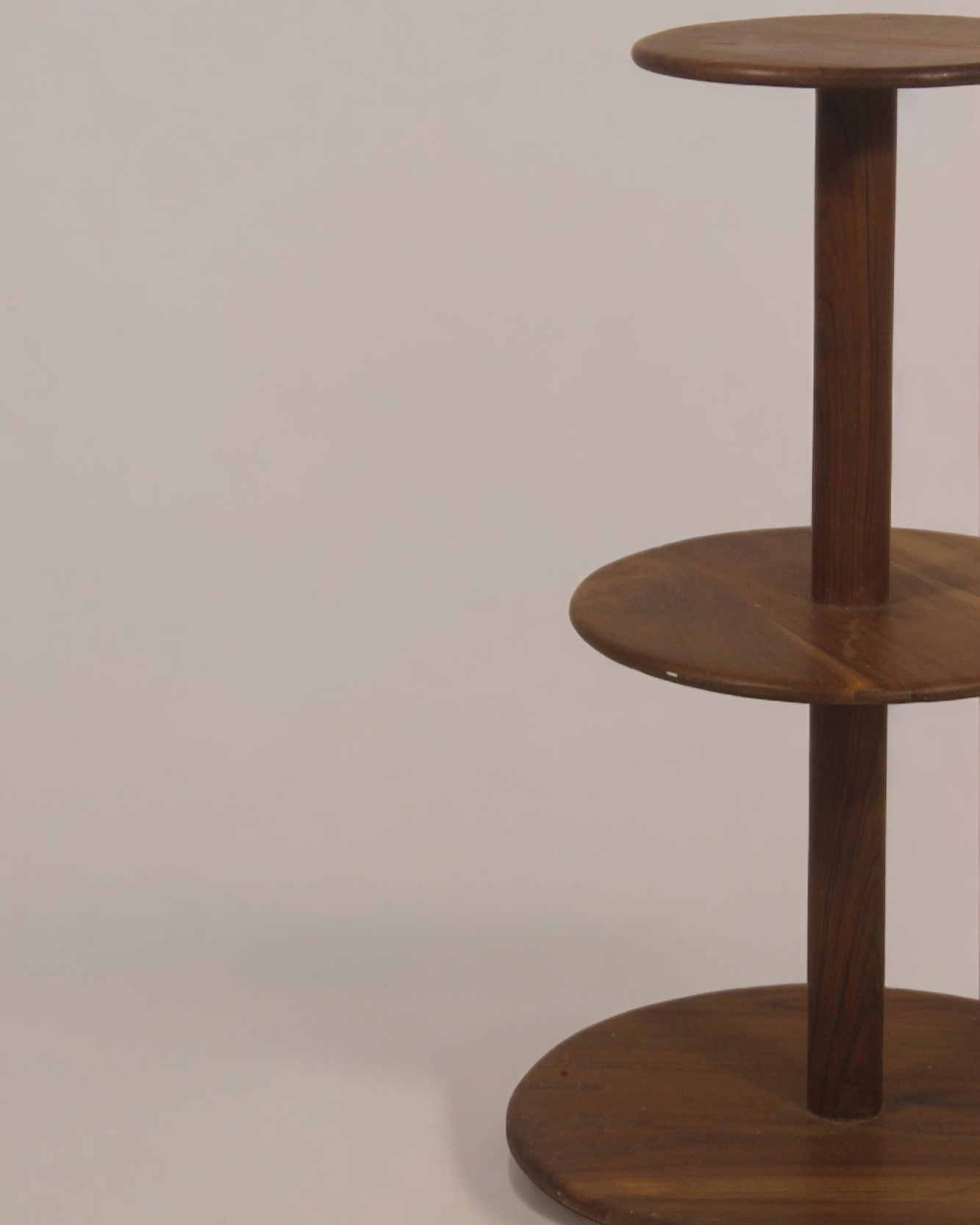Yupa Teakwood Table