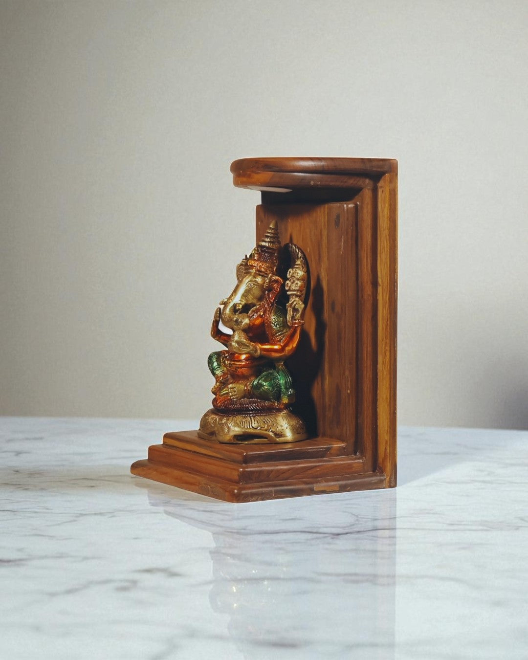 Shri Ganesh Teakwood Temple (Alay) – Gajanan