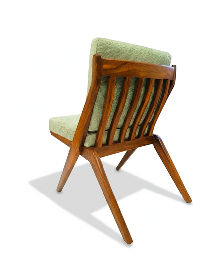 Ausira- Pravaah , the accent chair