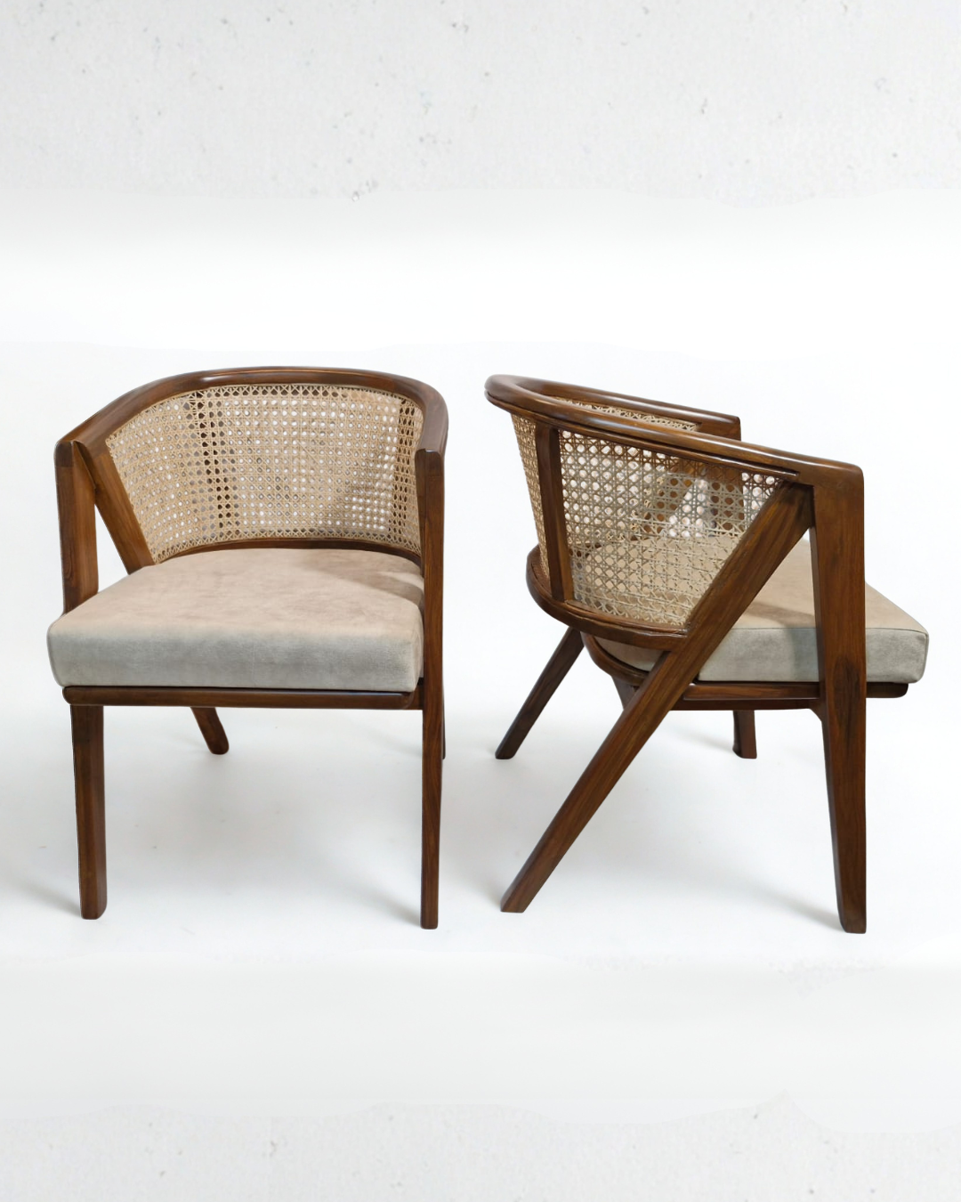 Dining chair- Rattan Tejas