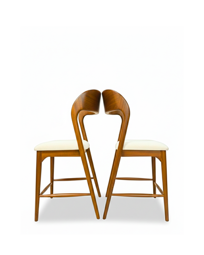 The Bar Chair