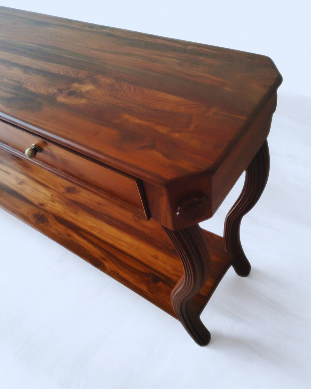 Victorian Elegance– Bespoke Teakwood Console