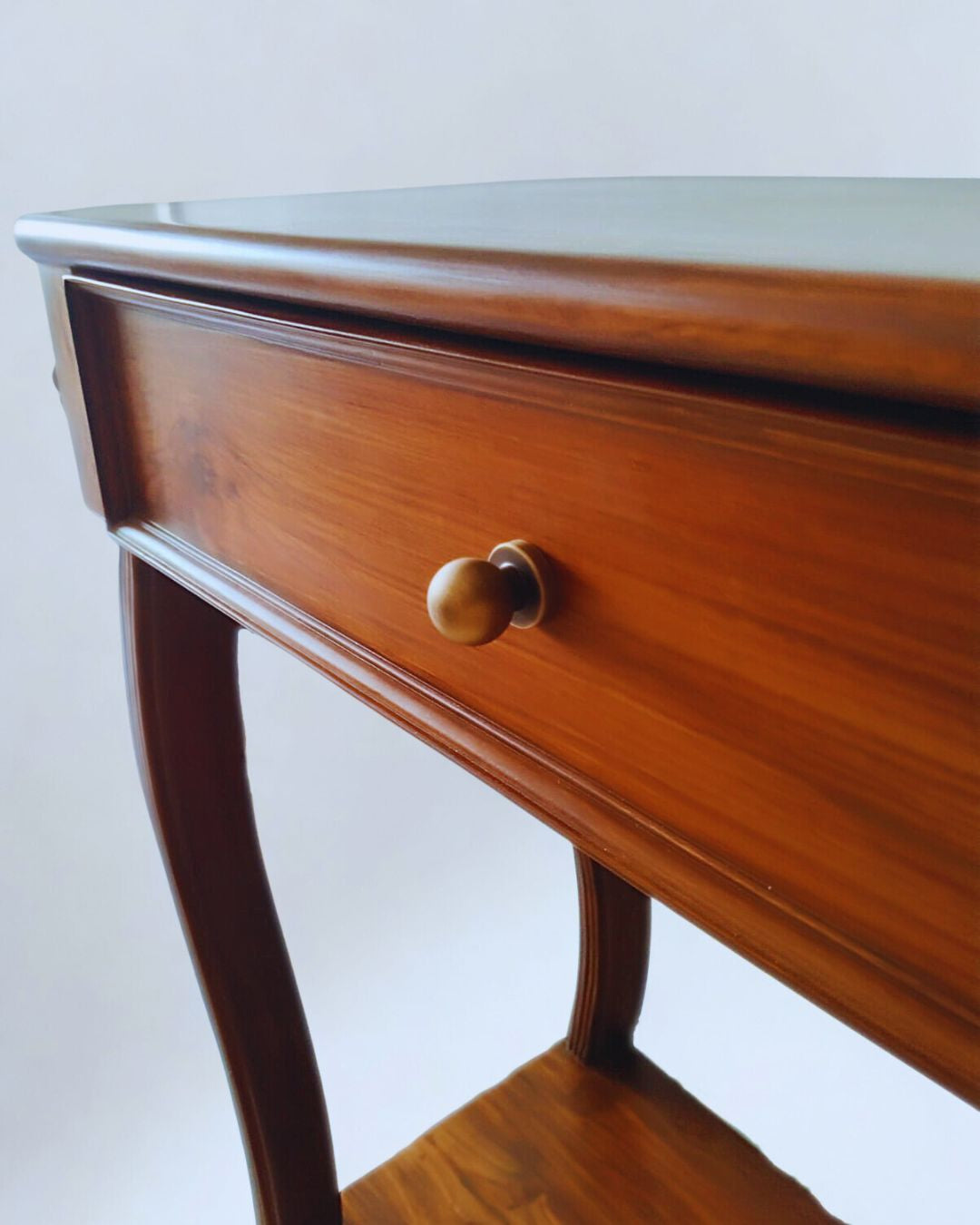 Victorian Elegance– Bespoke Teakwood Console