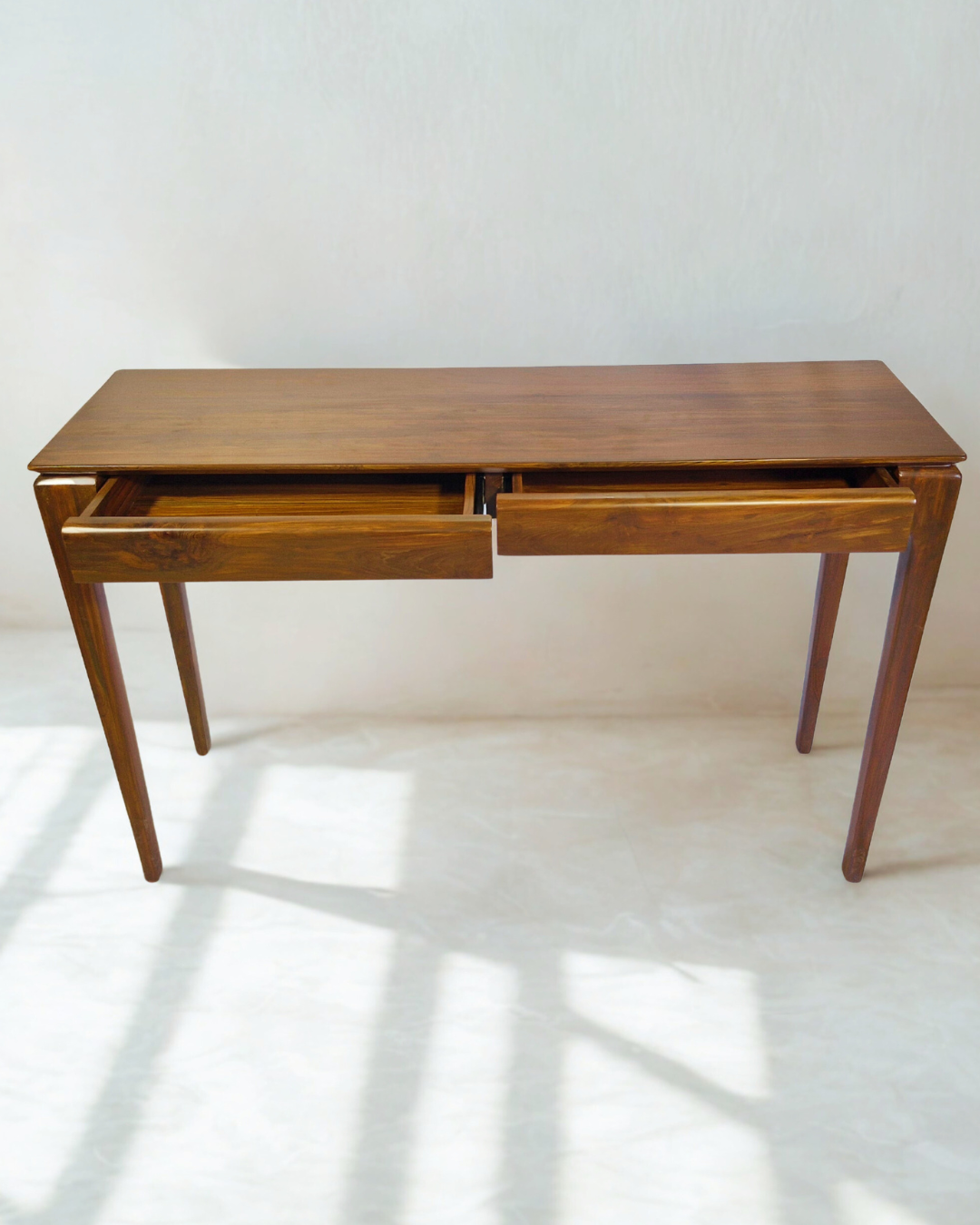 Console - Stylish bespoke