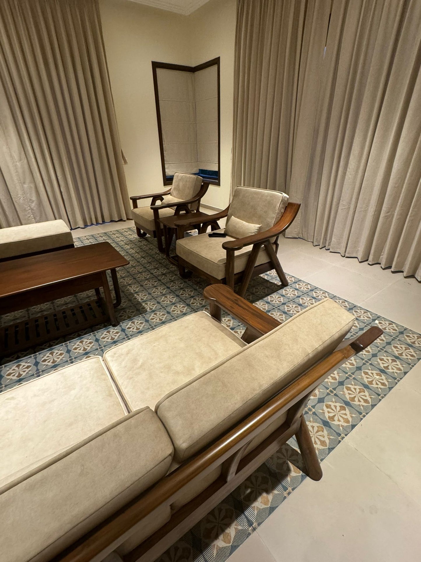 Bespoke Living sitting - Sahasan