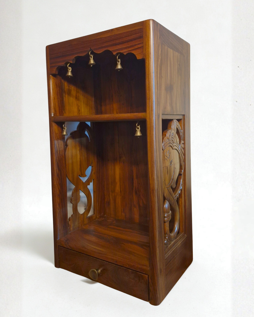 Temple - Alaya on the wall