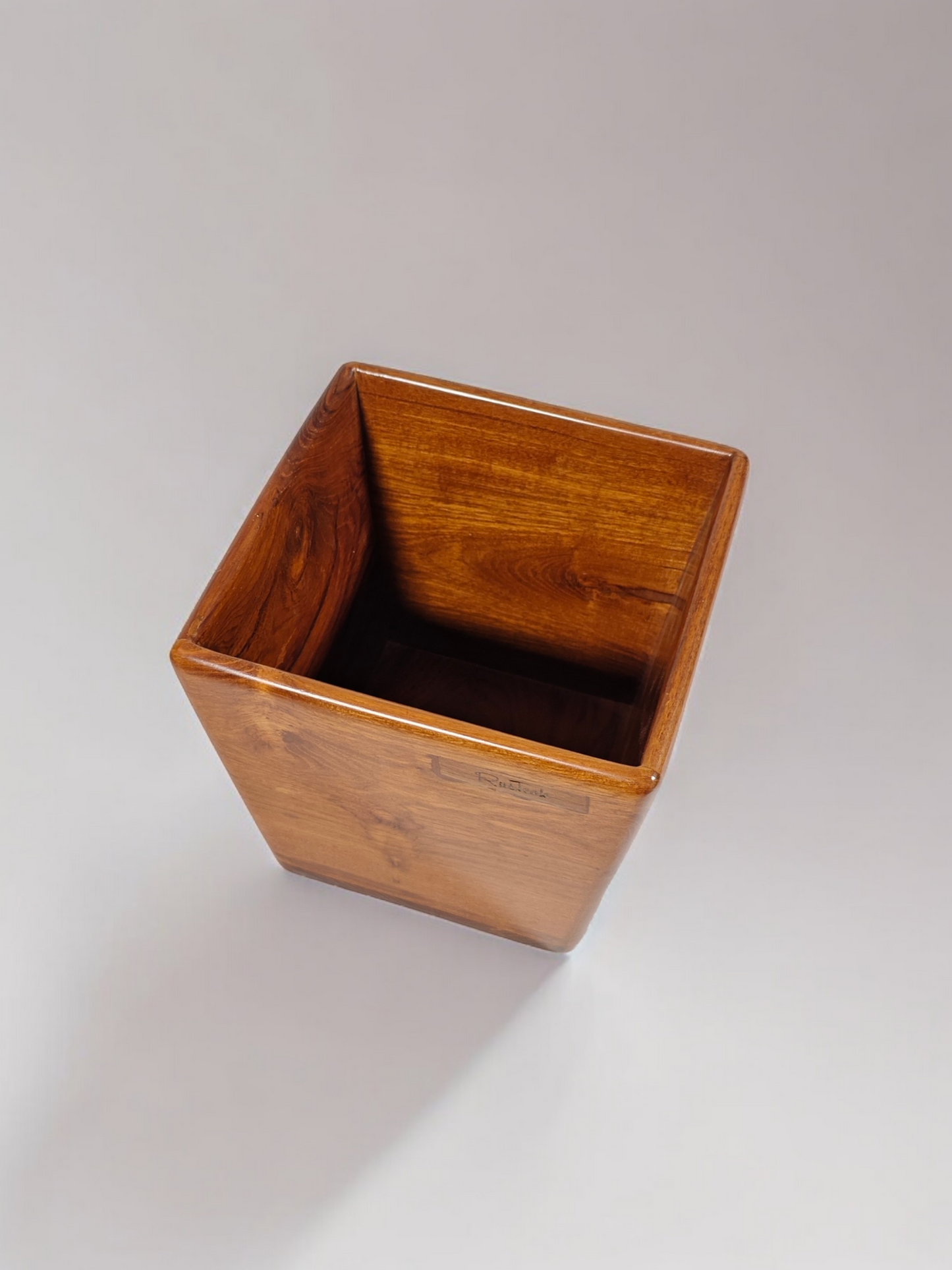 Sanku' Patr  - Teakwood Organizers