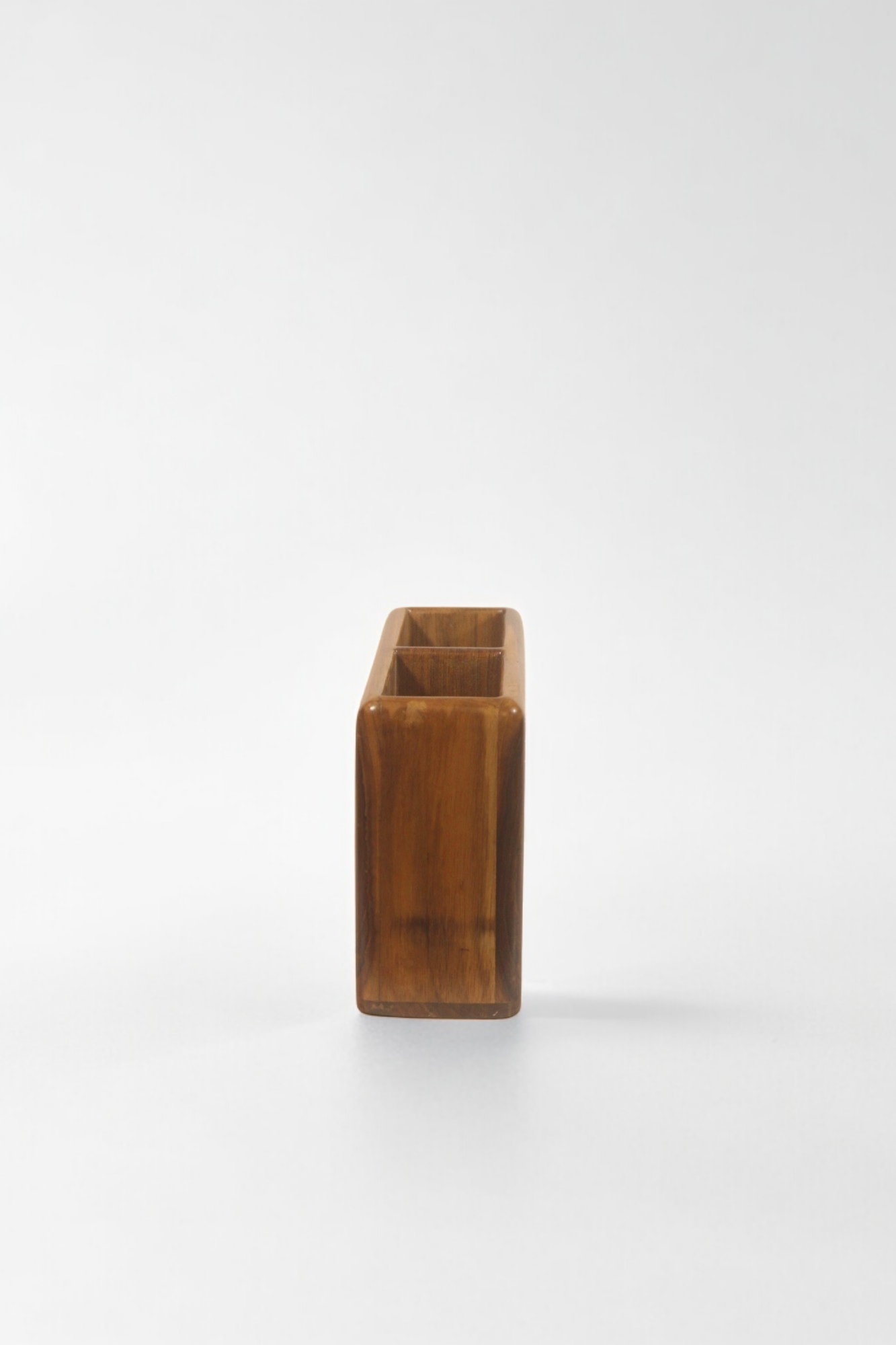 Tekasya Dhari - Teakwood Organizer