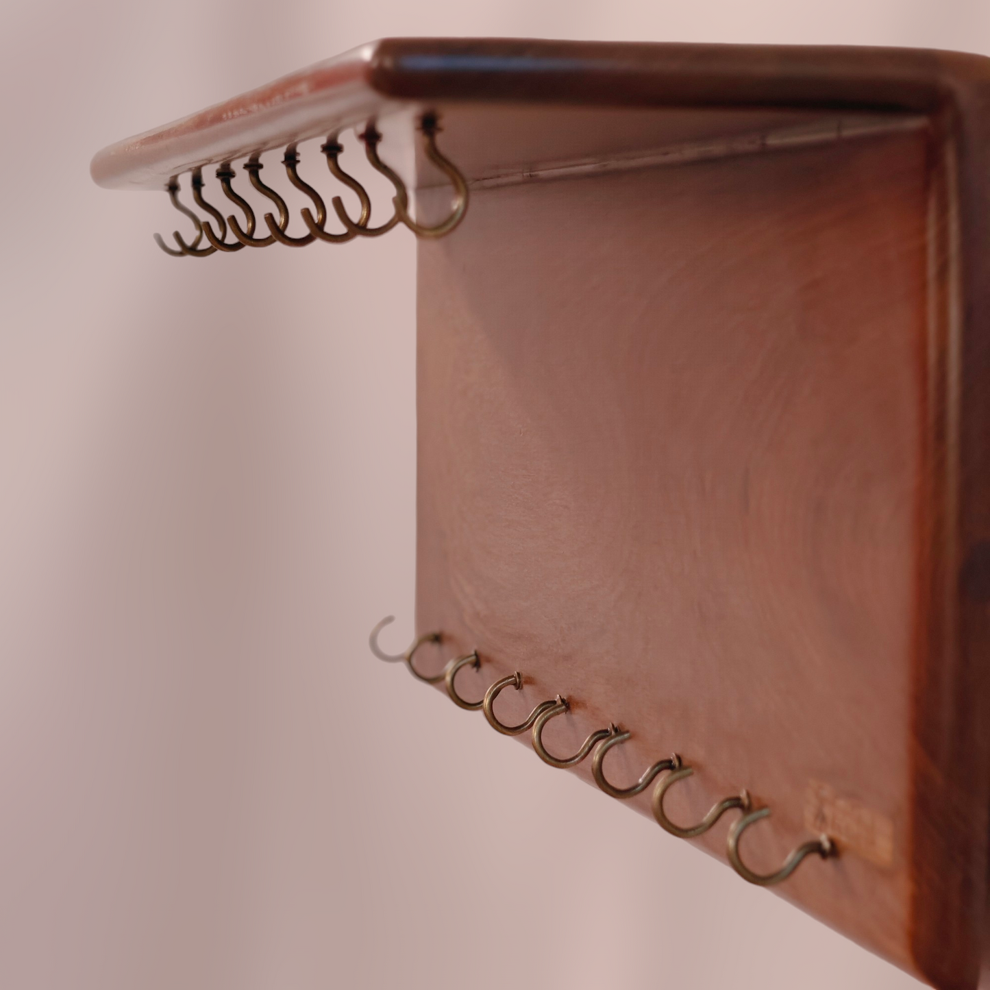 The Teakwood Trinklet Holder: Lola