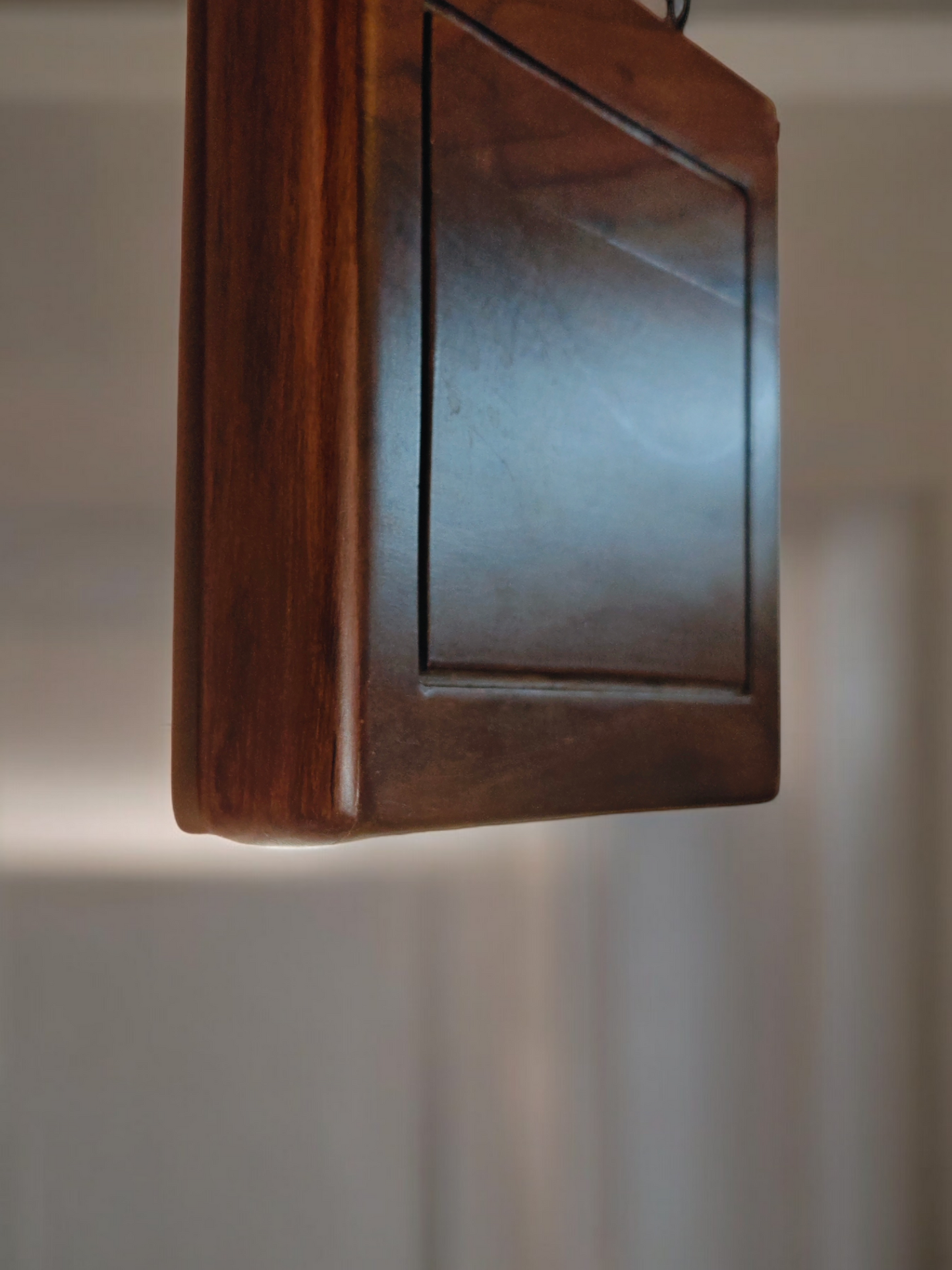 Vikriya Sleek - Teakwood Lamp