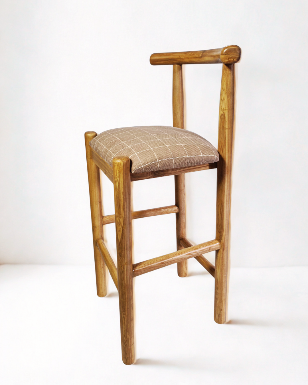 bar chair or high chair with curved back