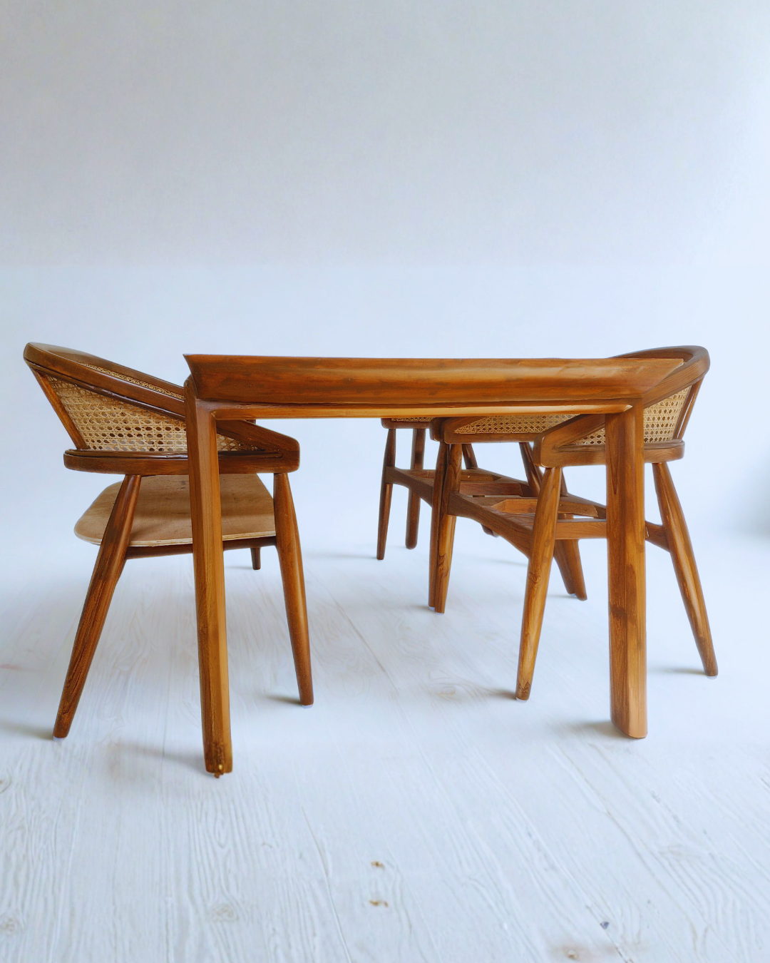 Compact 4 seater Dining set